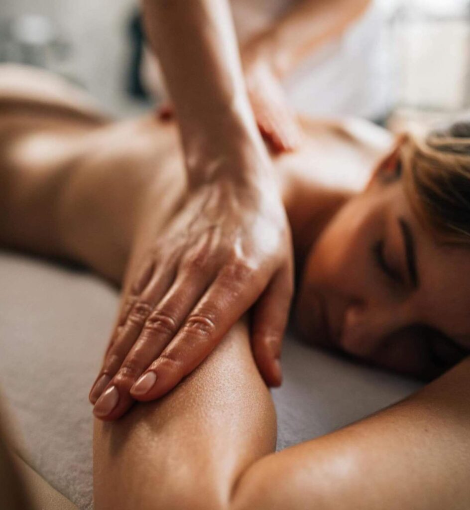 Massaging arms